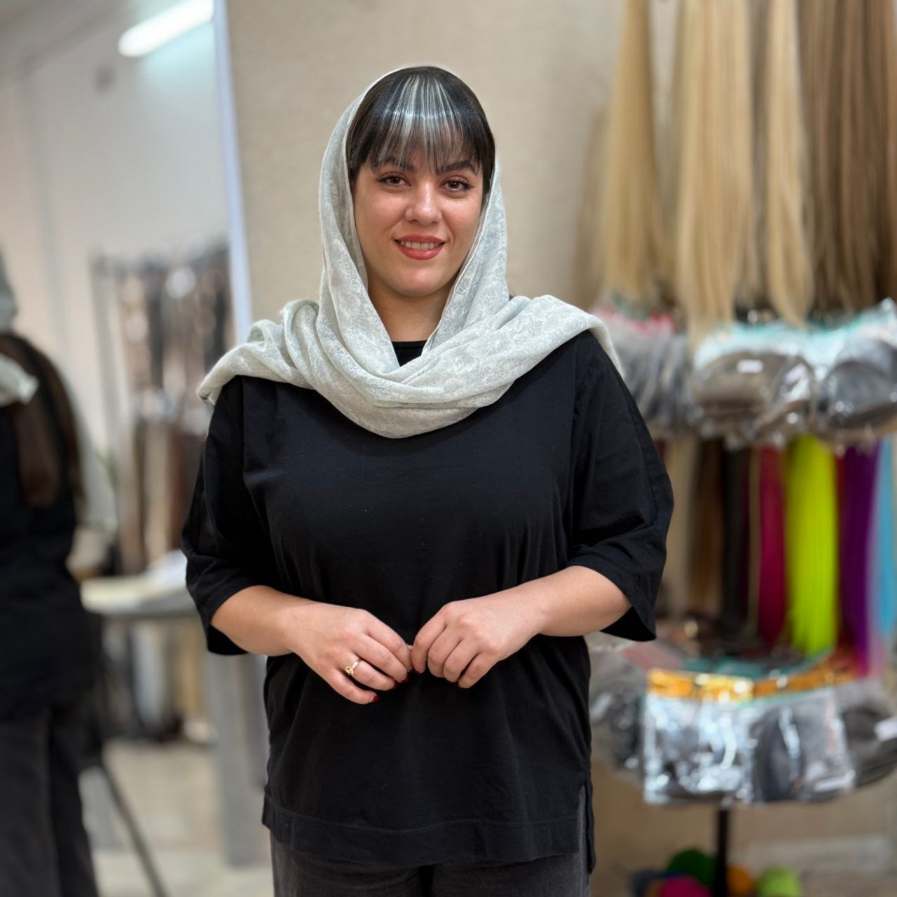 چتری گیره ای بدون بغل کد160 (ترکیب مشکی و بلوند یخی)